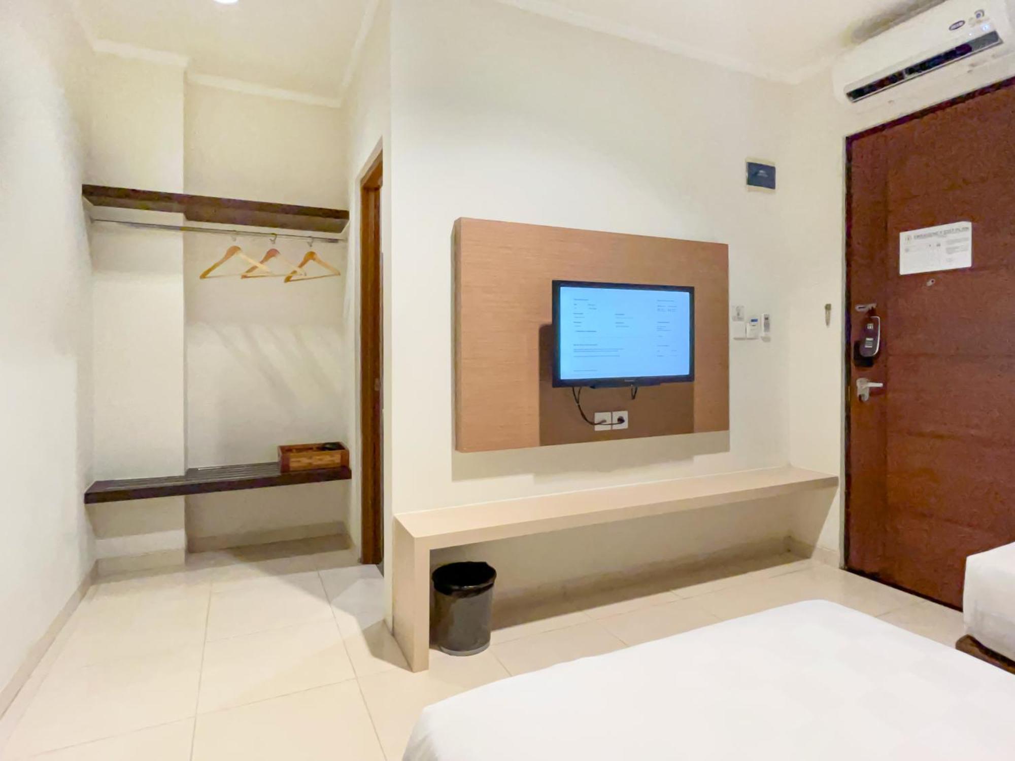 Hotel 88 Embong Kenongo - Kayun By Wh
