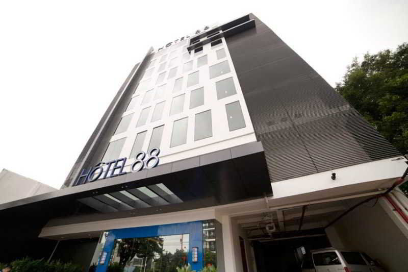 88 Embong Kenongo - Kayun By Wh Hotel 2*