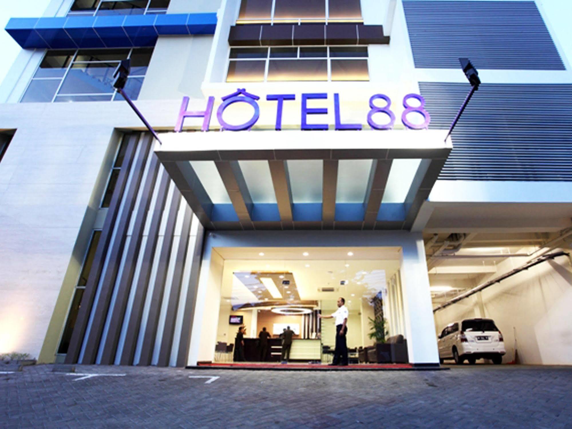 88 Embong Kenongo - Kayun By Wh Hotel 2*