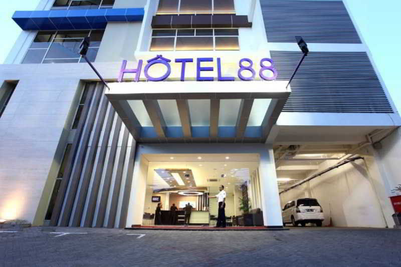 Hotel 88 Embong Kenongo - Kayun 2*